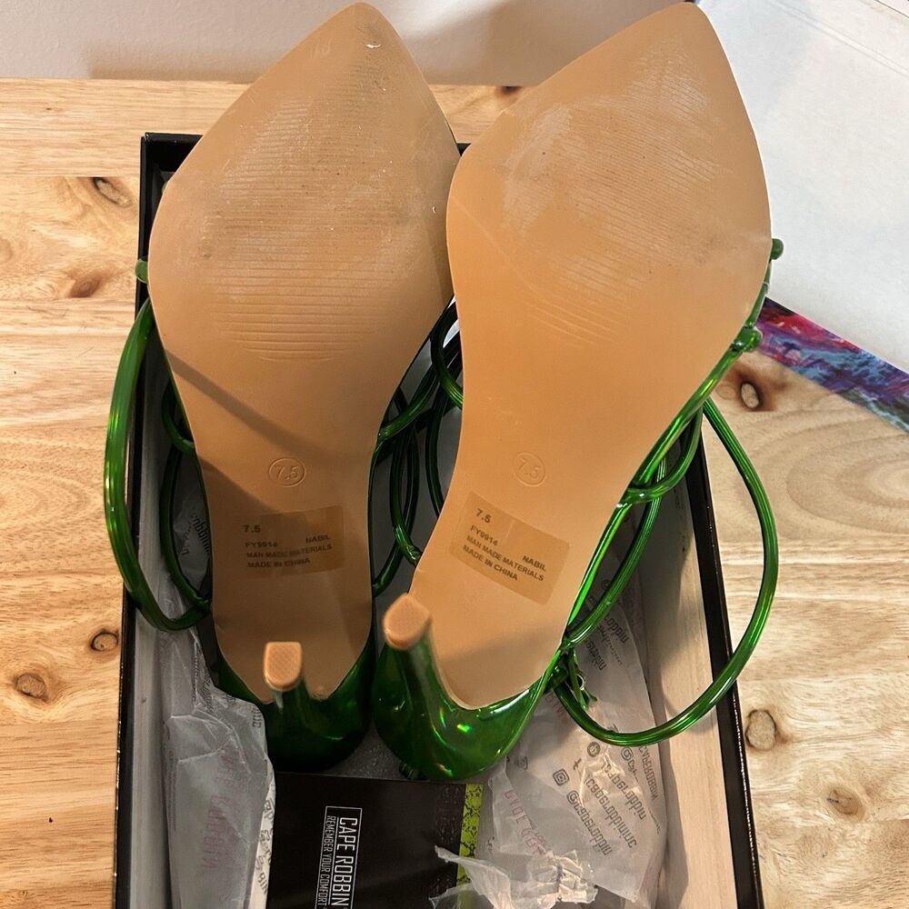 Cape Robbin Nabil Green Metallic Strappy Heels Pointed Toe NEW Sz 7.5 - Picture 6 of 7